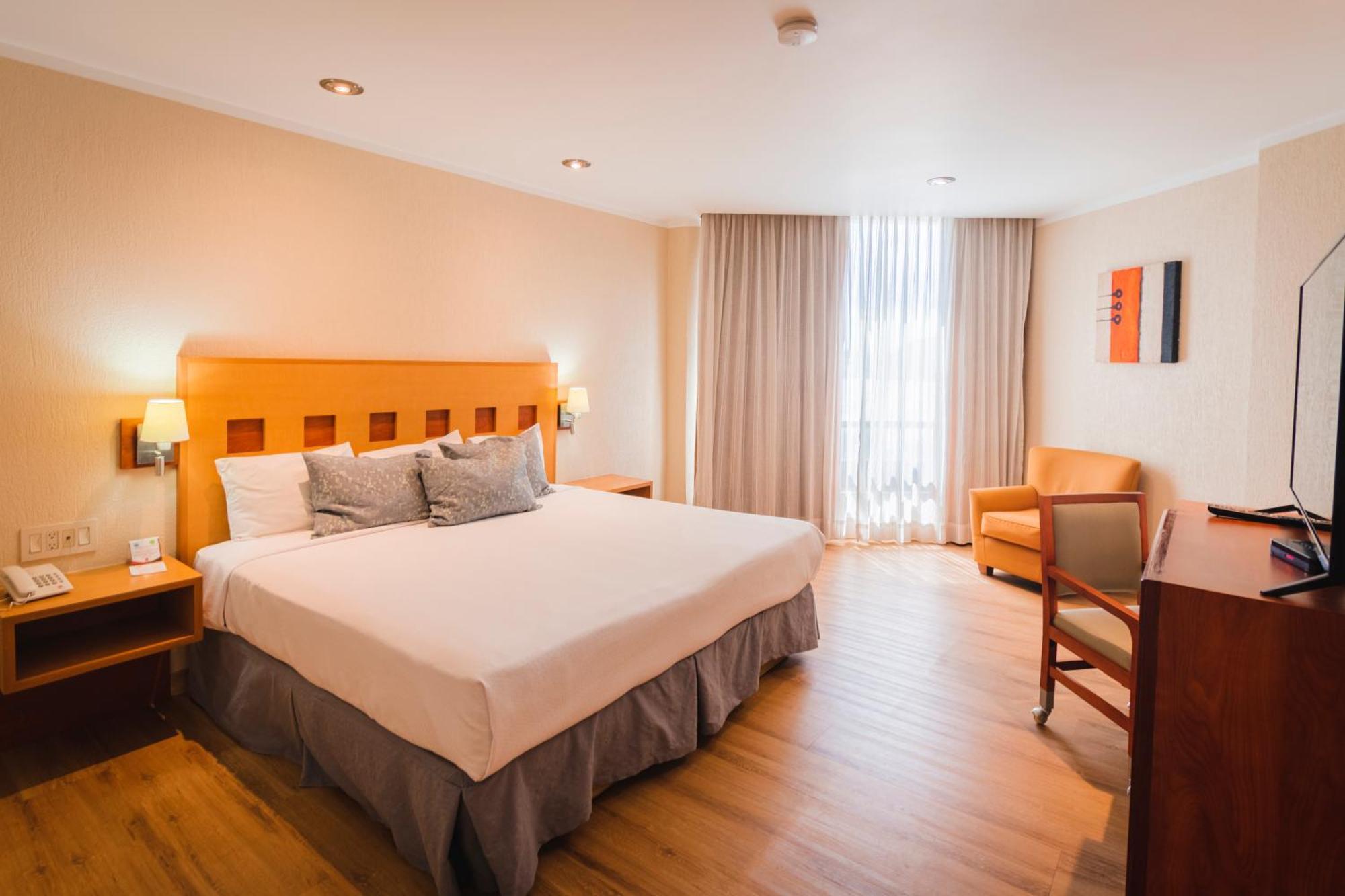Two-Bedroom Suite,1652759369:JPEG